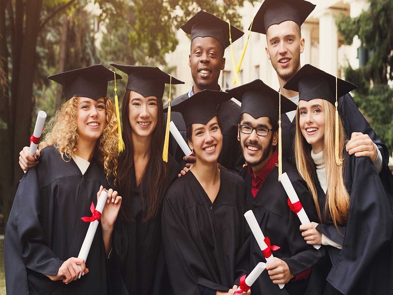 cuáles son las carreras universitarias mejores pagadas en chile